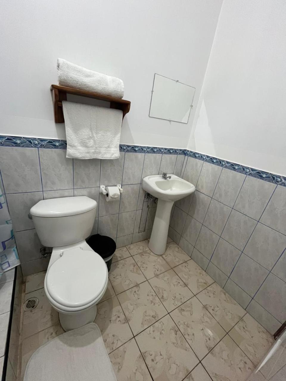 Hostal Neptuno - Poseidon Puerto Villamil Εξωτερικό φωτογραφία